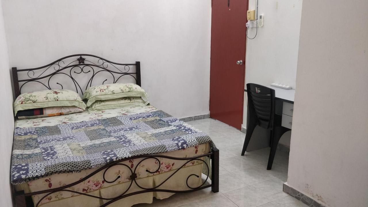 Homestay Budget Lenggong Kampong Ulu Jepai Eksteriør bilde